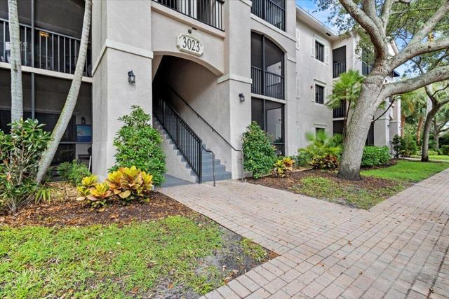3023 Alcazar Place 201, Palm Beach Gardens, FL 33410