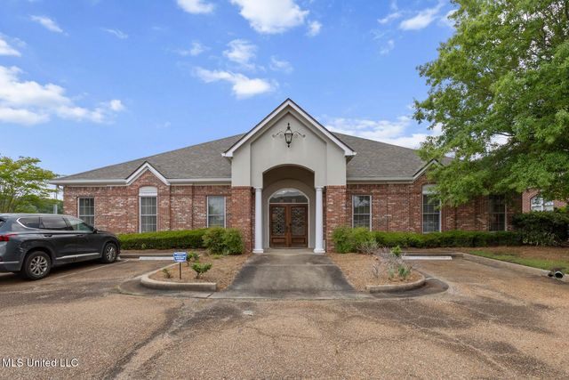 7 River Bend Place Place, Flowood, MS 39232