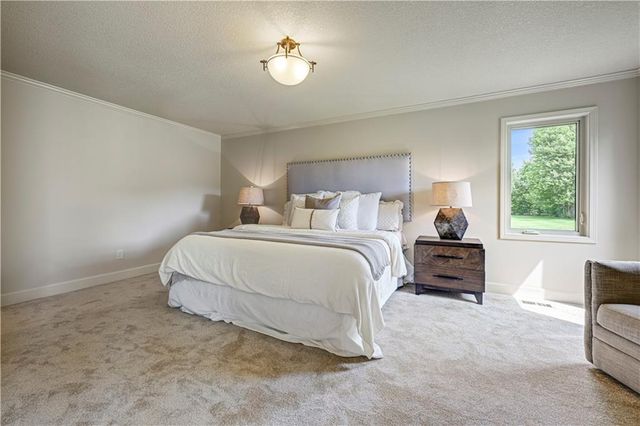 11260 W 155TH Terrace, Overland Park, KS 66221