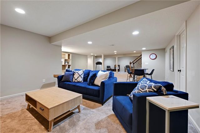11260 W 155TH Terrace, Overland Park, KS 66221