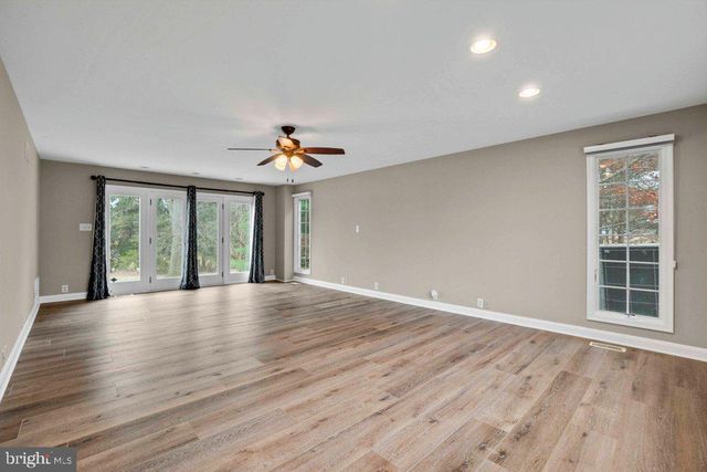 3839 BLENHEIM RD, Phoenix, MD 21131