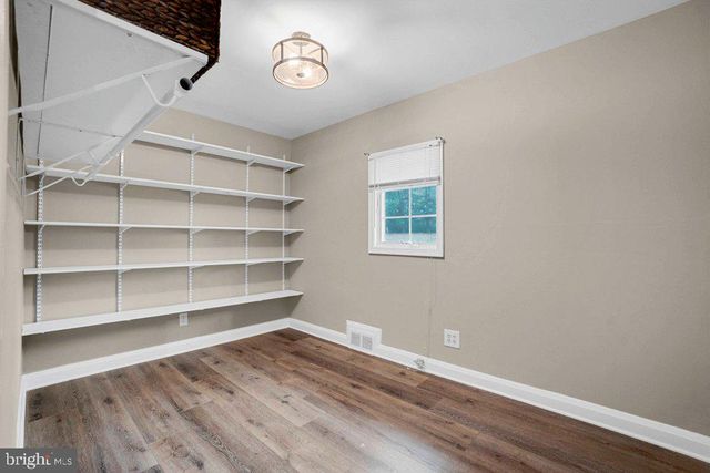 3839 BLENHEIM RD, Phoenix, MD 21131