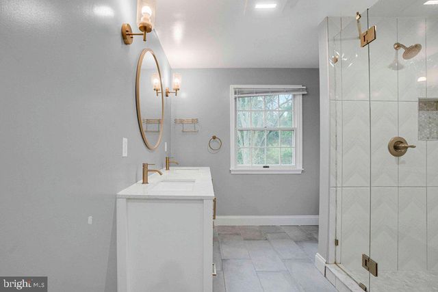 3839 BLENHEIM RD, Phoenix, MD 21131