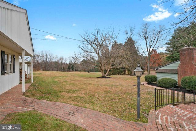 3839 BLENHEIM RD, Phoenix, MD 21131