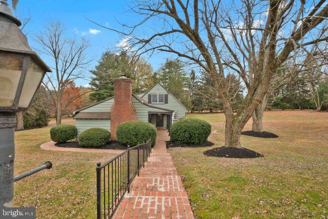 3839 BLENHEIM RD, Phoenix, MD 21131