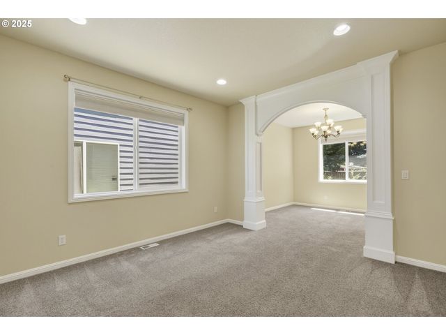 16715 Ne 5TH St, Vancouver, WA 98684