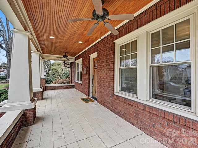215 Circle Avenue, Charlotte, NC 28207