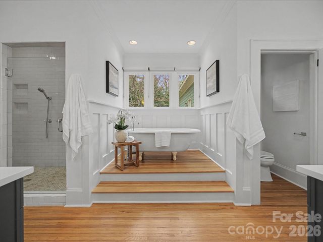 215 Circle Avenue, Charlotte, NC 28207