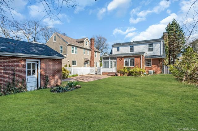 462 Morris Avenue, Rockville Centre, NY 11570