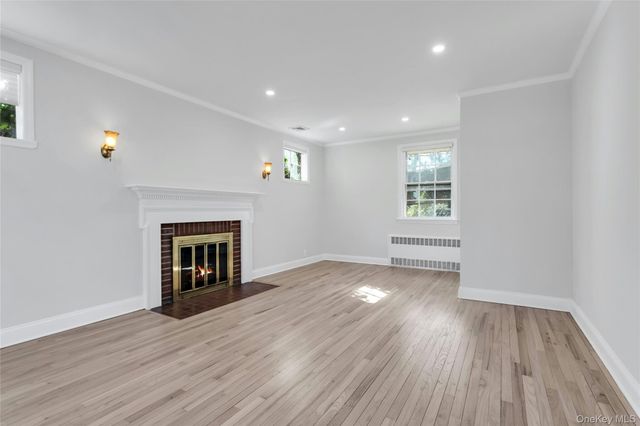 462 Morris Avenue, Rockville Centre, NY 11570