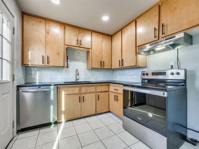 5802 NW 24th Street, Oklahoma City, OK 73127