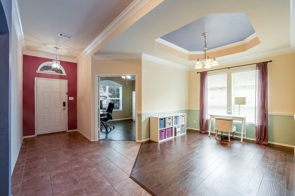 2815 Fox Creek Trail, Arlington, TX 76017 — photo 2
