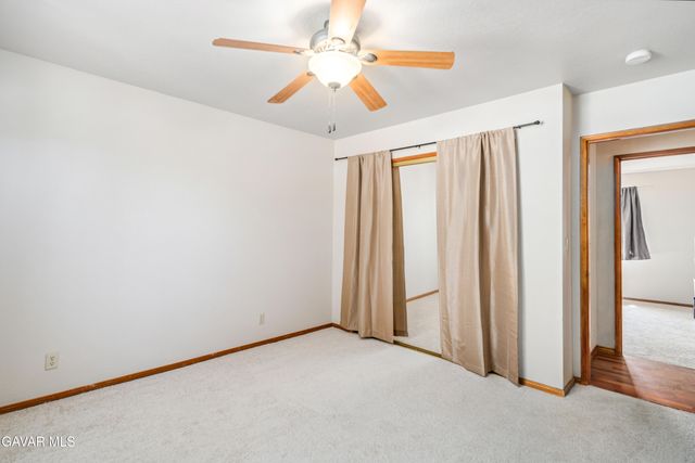 43230 Lookabout Road, Lake Hughes, CA 93532