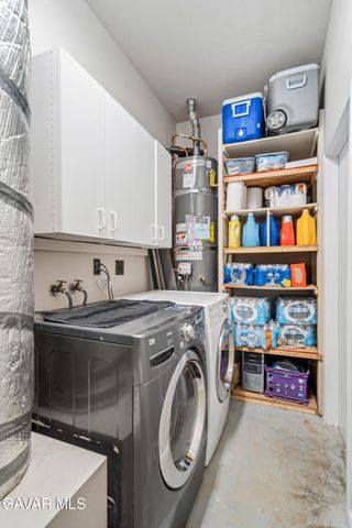 43230 Lookabout Road, Lake Hughes, CA 93532