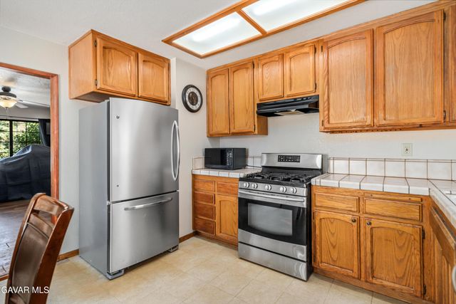 43230 Lookabout Road, Lake Hughes, CA 93532