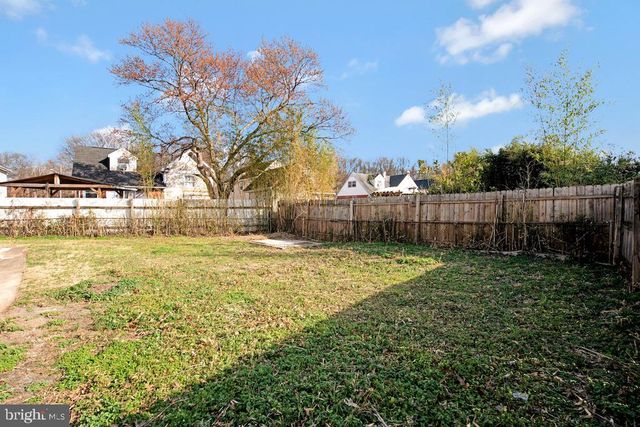 2529 AVALON PL, Hyattsville, MD 20783