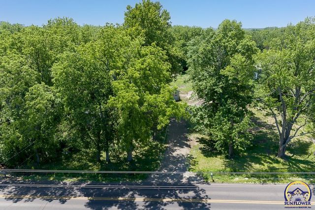 6227 SW 61st St, Topeka, KS 66610