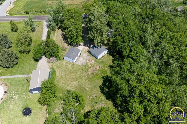 6227 SW 61st St, Topeka, KS 66610
