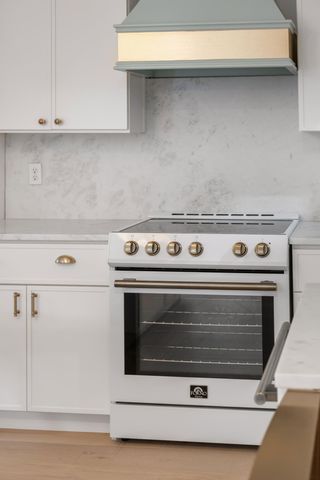 3027 Baltimore Street, Daniel Island, SC 29492