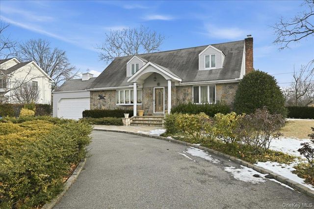 146 Longwood Avenue, Westbury, NY 11590