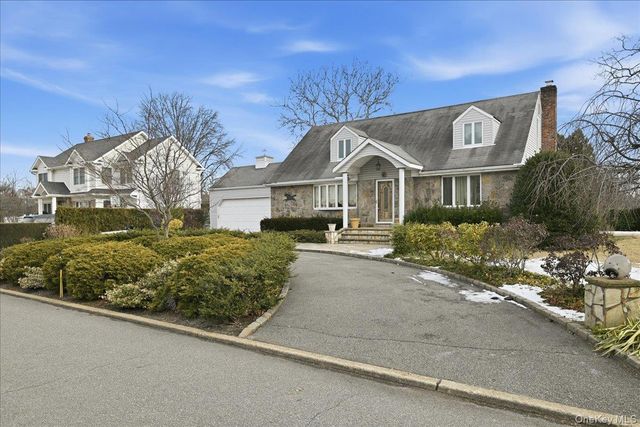 146 Longwood Avenue, Westbury, NY 11590