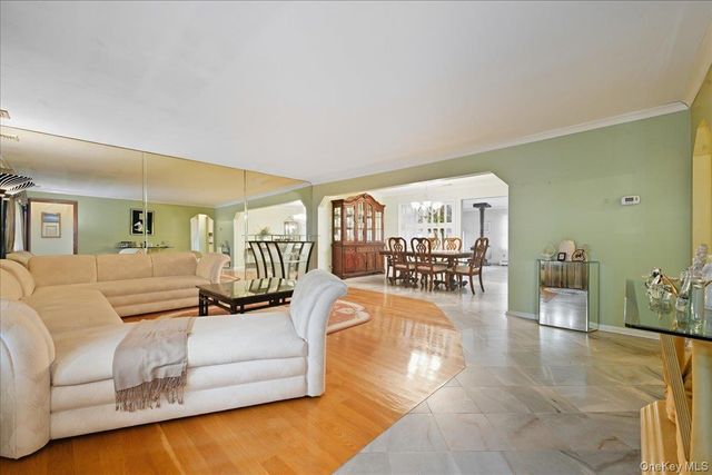 146 Longwood Avenue, Westbury, NY 11590