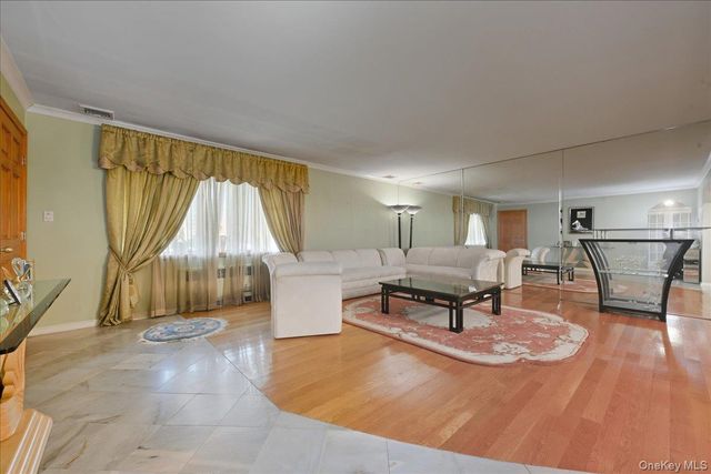 146 Longwood Avenue, Westbury, NY 11590