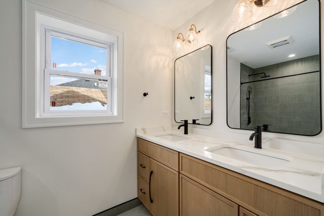 515 Highland Avenue, Oak Park, IL 60304