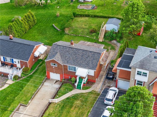 146 Old Lebanon Church Rd, Pleasant Hills, PA 15236