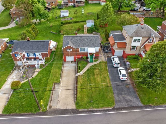 146 Old Lebanon Church Rd, Pleasant Hills, PA 15236
