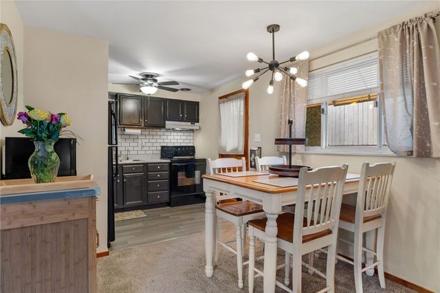 146 Old Lebanon Church Rd, Pleasant Hills, PA 15236