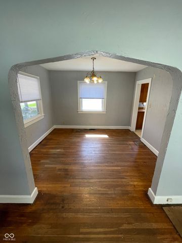 822 N Emerson Avenue, Indianapolis, IN 46219