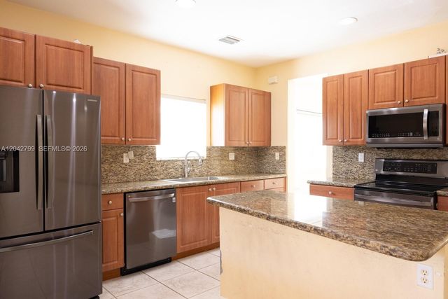 10763 SW 229th St, Miami, FL 33170