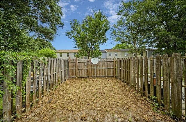 4602 Greenwood DR, Portsmouth, VA 23701