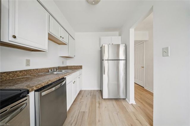 4602 Greenwood DR, Portsmouth, VA 23701