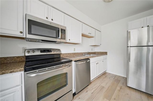 4602 Greenwood DR, Portsmouth, VA 23701