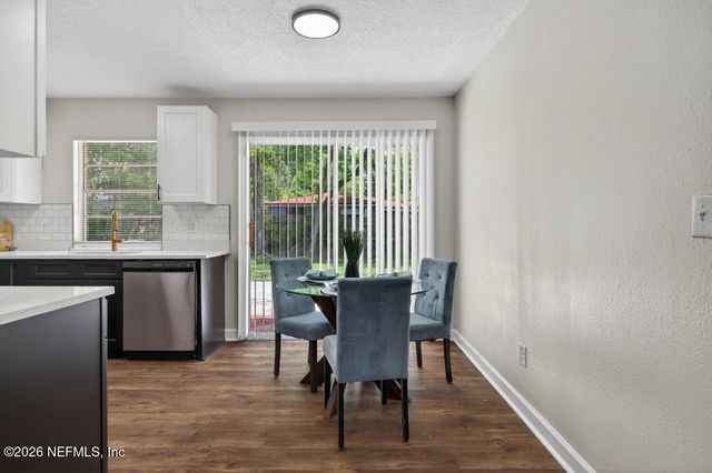 2941 3RD Street W, Jacksonville, FL 32254