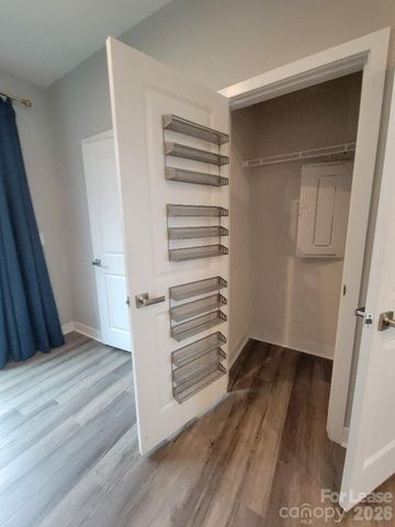 3633 S Tryon Street, Charlotte, NC 28217