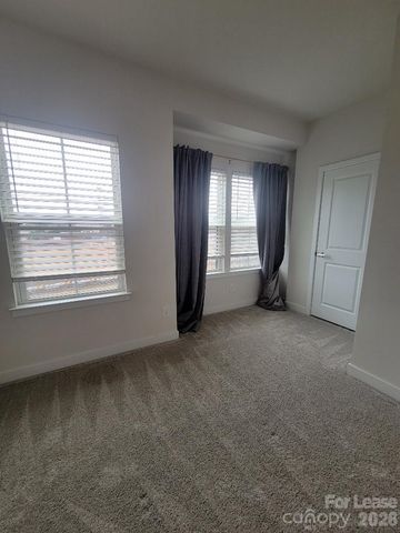 3633 S Tryon Street, Charlotte, NC 28217