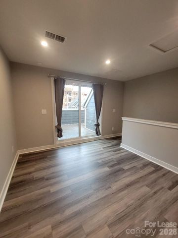 3633 S Tryon Street, Charlotte, NC 28217