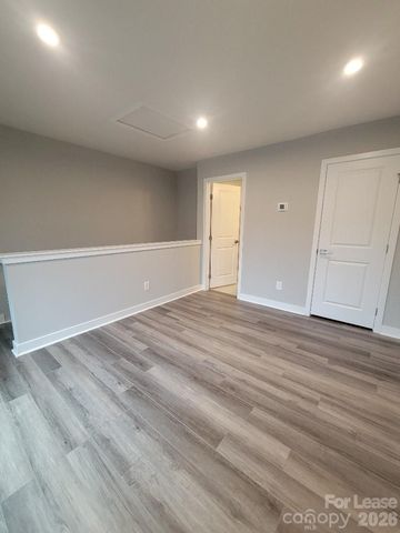 3633 S Tryon Street, Charlotte, NC 28217