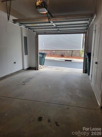 3633 S Tryon Street, Charlotte, NC 28217