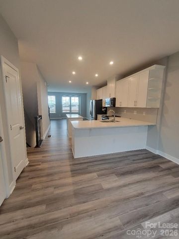 3633 S Tryon Street, Charlotte, NC 28217