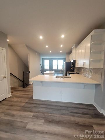 3633 S Tryon Street, Charlotte, NC 28217