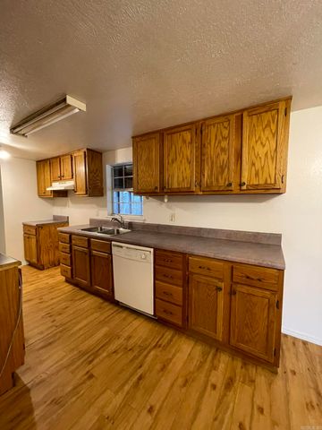 1111 Averitt Avenue, Mena, AR 71953