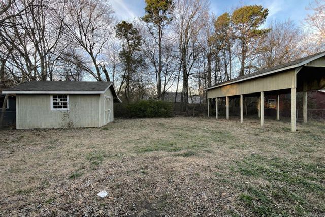 1111 Averitt Avenue, Mena, AR 71953