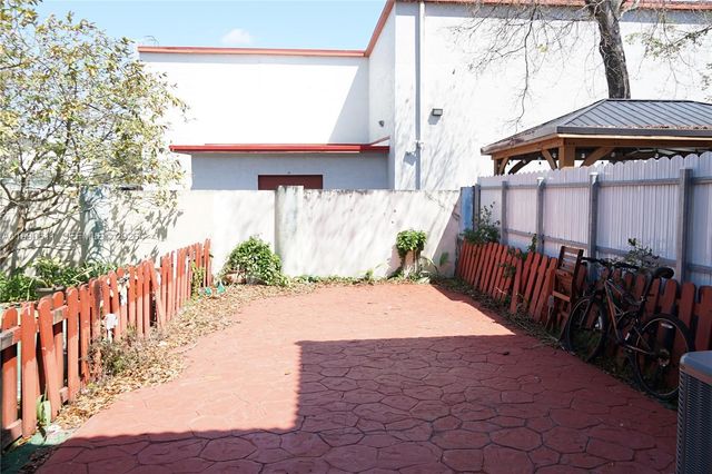 331 NW 82nd Avenue 1303, Miami, FL 33126