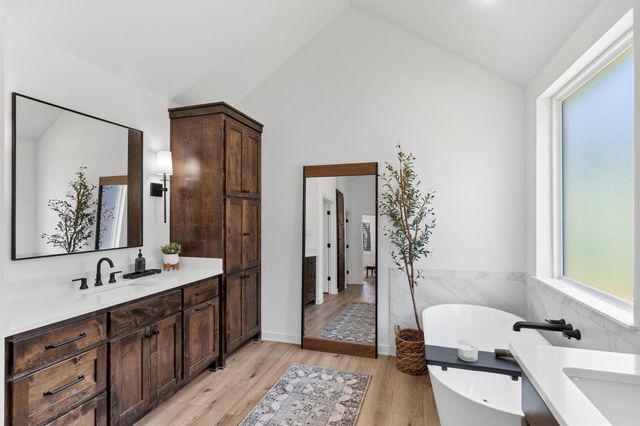 4109 Cimmaron Trail, Granbury, TX 76049