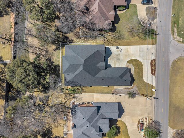 4109 Cimmaron Trail, Granbury, TX 76049