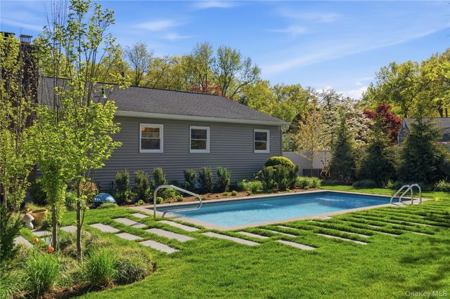94 Laurel Road, New City, NY 10956